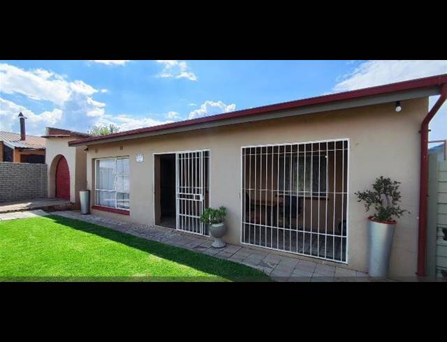 3 BEDROOM HOUSE FOR SALE IN REIGERPARK